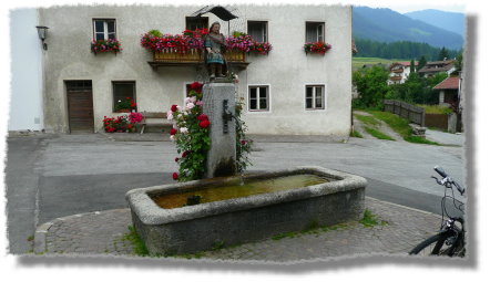 heute haben wir jeden Brunnen gekostet...